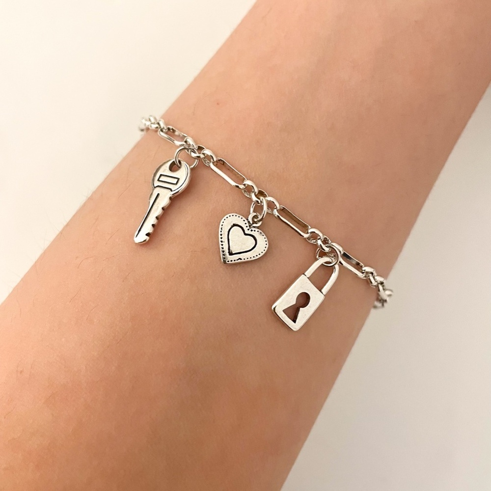 925 Sterling Silver Lock Key Bracelet Heart Charm Bracelet Chain Link Bracelet